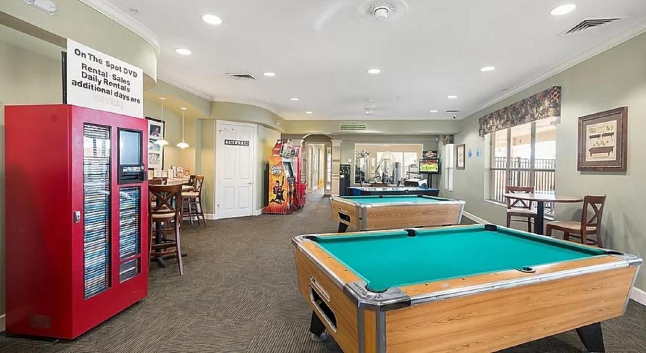Luxurious Condo - Just 2 Miles From Disney #404 Orlando Kültér fotó